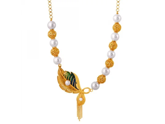 Mottled gem necklace-Exquisite 22k Gold & Pearl Necklace With Peacock Feather Detailing