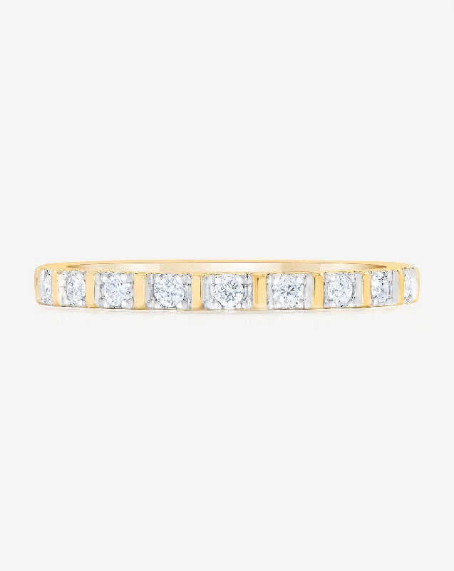 Crescent dusk ring-Fluted Diamond Ring