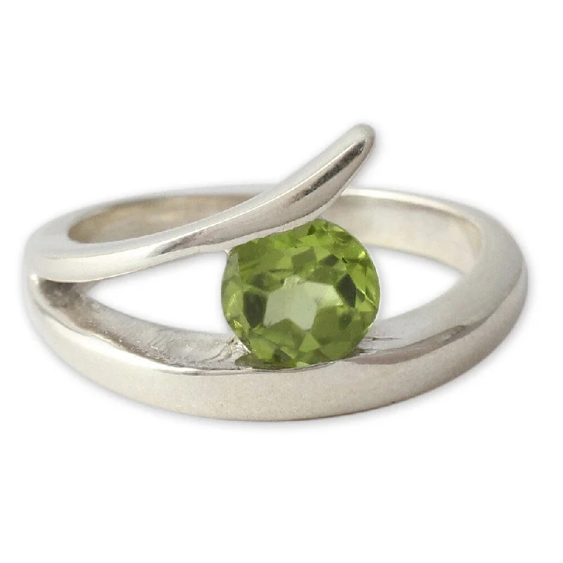 Sheer silver ring-Handmade Sterling Silver 'Dazzling Love' Peridot Ring (India) - Green