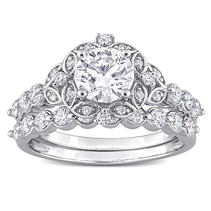 Ridge motif ring-Miadora 1 3/5ct DEW Moissanite Floral Halo Bridal Ring Set in Sterling Silver