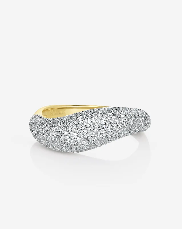 Embossed pattern ring-Pavé Movement Cloud Ring